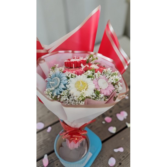 Daisy Dream Assorted Candle Bouquet (Set of 6 Candles)