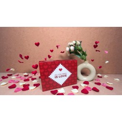 Couple candle with cute heart 